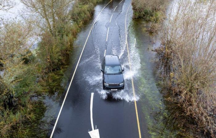 Meteo nel Regno Unito: il Met Office avverte di interruzioni di corrente e inondazioni mentre una forte pioggia si abbatte sugli inglesi: la tua zona è colpita?