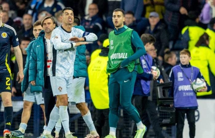 La grande rabbia (e gli insulti) di Cristiano Ronaldo contro l’arbitro