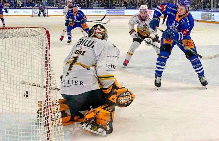 Hockey: Zugo schiaccia un povero Ajoie