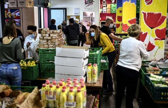 nonostante le difficoltà economiche, i francesi più generosi rispetto allo scorso anno