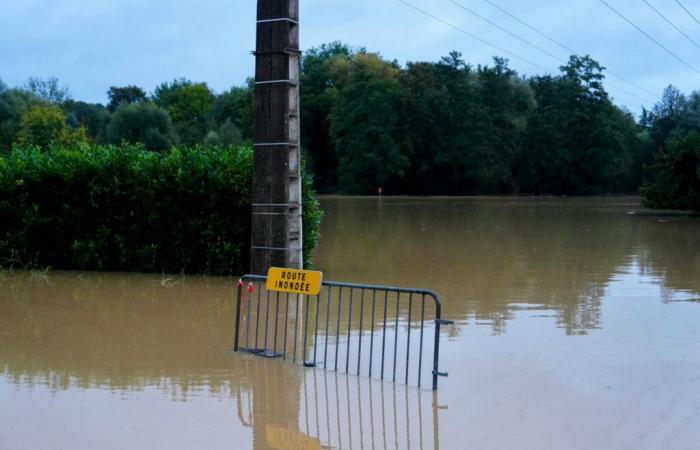 Météo France mette ora 6 dipartimenti in allerta rossa per inondazioni e inondazioni