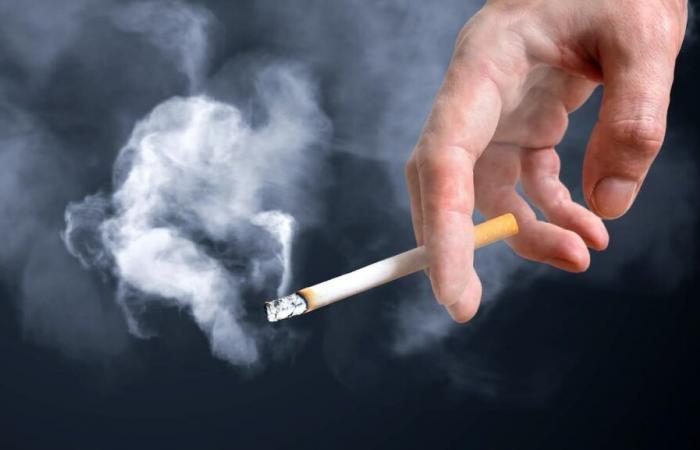 Giganti del tabacco: 32,5 miliardi di dollari per le vittime del fumo e le province