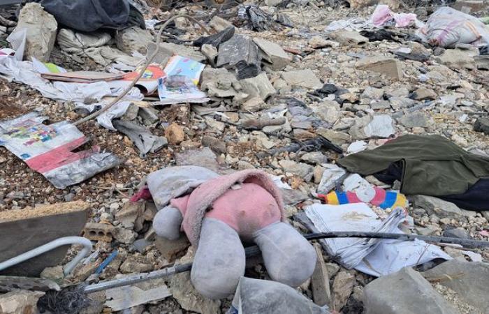 dopo il bombardamento israeliano di un villaggio cristiano nel nord del Libano, dicono i residenti scioccati