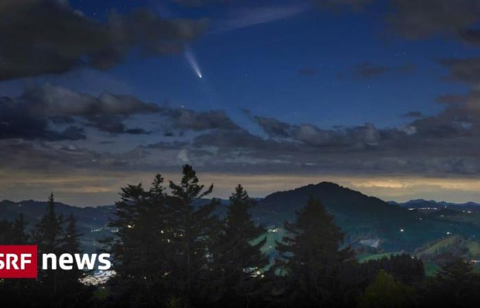 Superluna e cometa compaiono in cielo contemporaneamente: le risposte più importanti – News