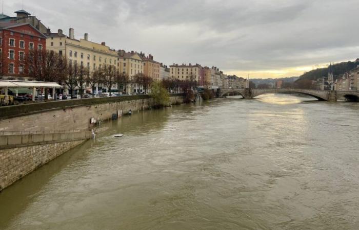 il Rodano e la Loira messi in allerta rossa, un quartiere di Givors evacuato