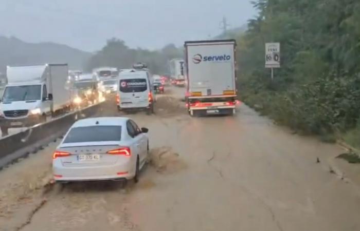 chiusa la A47 tra Lione e Saint-Etienne, traffico TER interrotto