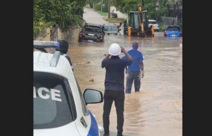 Sezioni di Sant’Andrea allagate a causa della forte pioggia | Notizie RJR