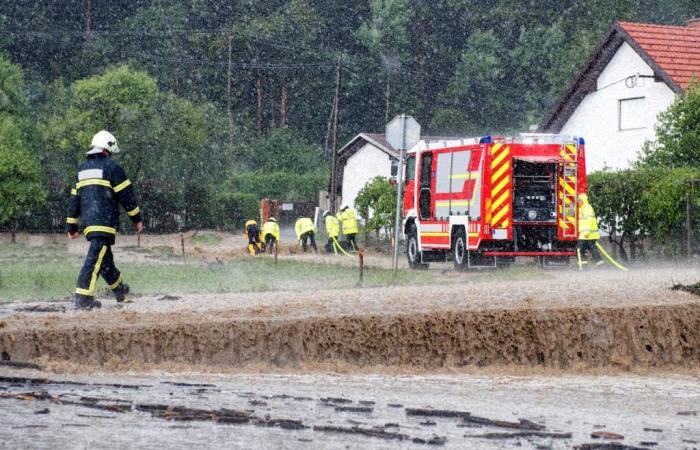 Inondazioni nel Gard. 14 persone intrappolate dal rapido innalzamento delle acque