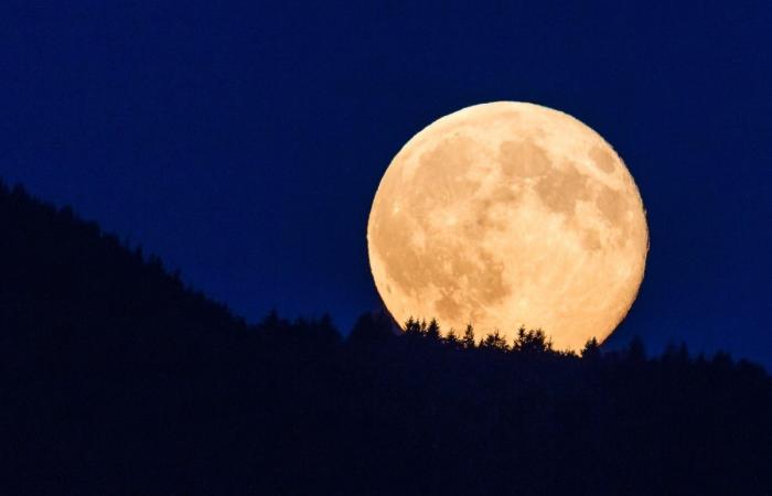 Cosa rende la luna piena di ottobre così speciale