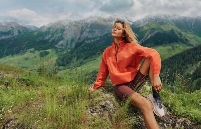 Zendaya va in slitta sulle Alpi svizzere