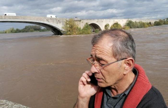 “Sta aumentando molto rapidamente”: 114 case evacuate a Pont-Saint-Esprit nel pieno dell’episodio delle Cévennes