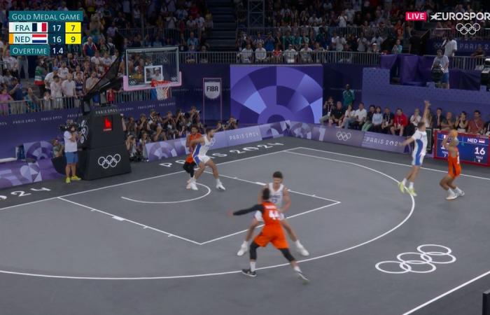 “Senza aiuto non ce la faremo”: l’appello di Franck Seguela e dei Blues 3×3, medaglia d’argento alle Olimpiadi