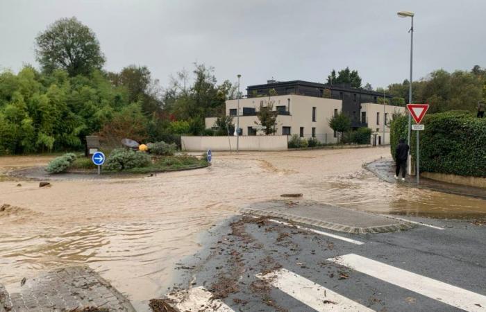 Evacuazione dei residenti a Brignais, scuole chiuse questo venerdì