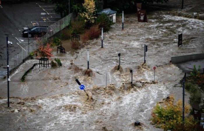 Forti inondazioni in Francia: evacuate 900 persone