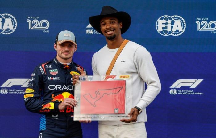 Verstappen batte Russell e conquista la pole di 0,012 secondi, Norris quarto