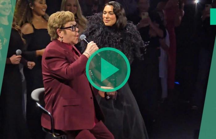 Per Dua Lipa, Elton John esce dalla pensione e sale sul palco con un duetto a sorpresa