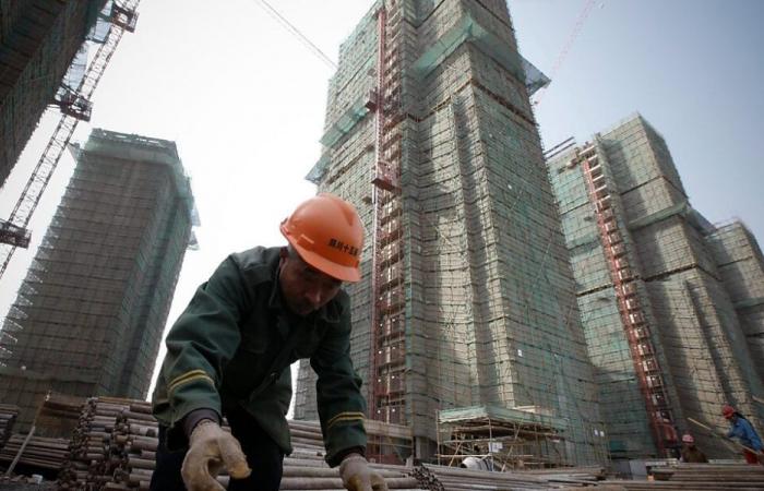 Cina: crescita ai minimi da oltre un anno