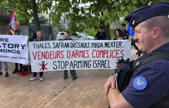 “Niente stand né attrezzature israeliane” all’Euronaval: nessun boicottaggio delle imprese israeliane, assicura il dirigente francese