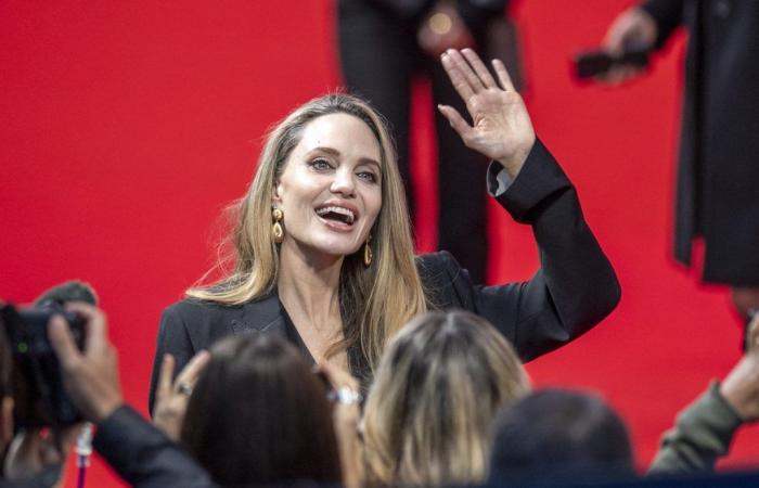 Angelina Jolie: l’attrice affiancata da Akala, il suo presunto nuovo fidanzato, durante una serata londinese