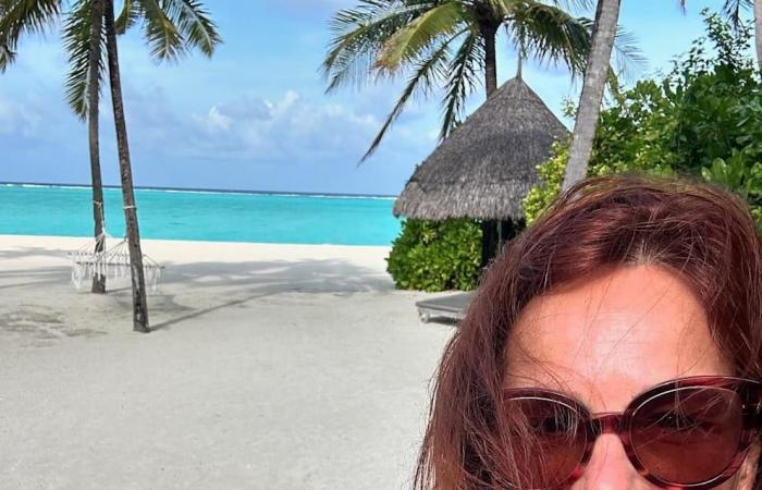 Andrea Berg si mostra in spiaggia senza trucco! C’è anche nuova musica | Divertimento