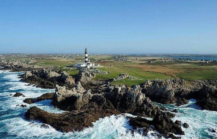 INFORMAZIONI FRANCIA OCCIDENTALE. Ripartizione del leggendario faro di Créac’h situato sull’isola di Ouessant