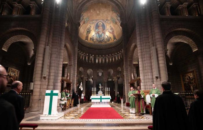 Il principe François d’Orléans investe la cognata Naomi nell’ordine di Saint Lazare a Monaco