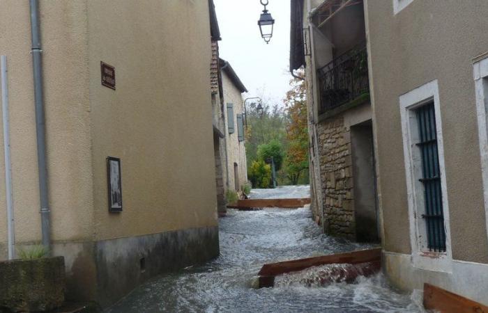 Maltempo nell’Aveyron: “L’acqua è salita sopra la cintura” in questo villaggio dove diverse case sono state allagate