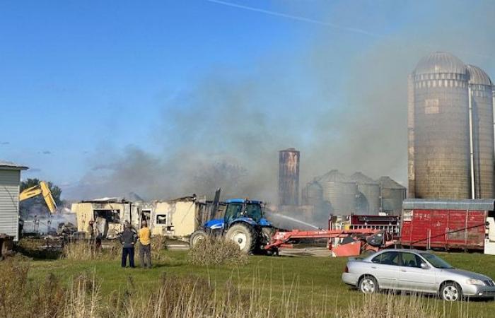 Incendio in una fattoria a Saint-Narcisse: 70 animali morti