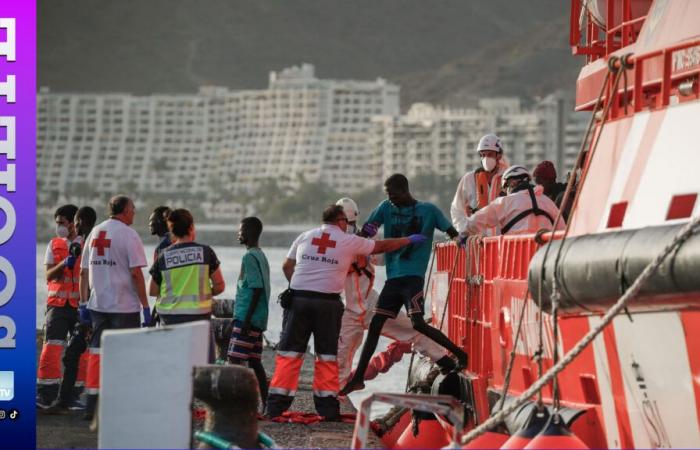 una canoa proveniente dal Senegal con 231 persone, di cui 58 minorenni, record storico per l’isola di Gran Canaria