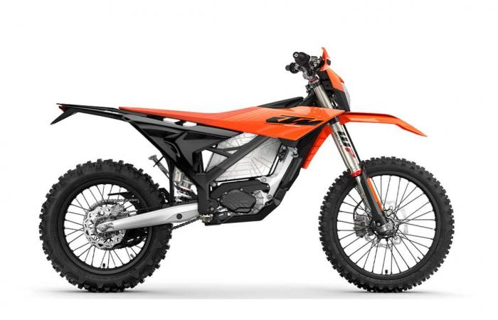 KTM Freeride E 2025: la moto elettrica fuoristrada guadagna autonomia