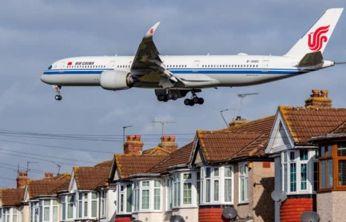 I ministri delineano i piani per ridisegnare lo spazio aereo sugli aeroporti di Londra