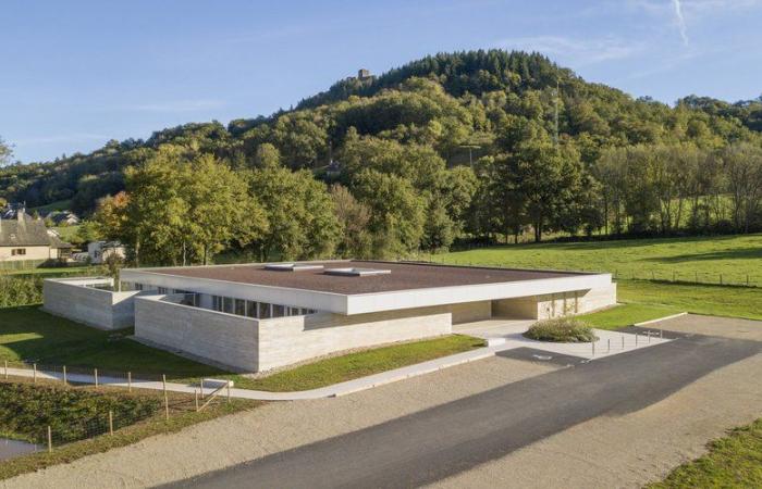 Questo studio di architettura dell’Aveyron è stato premiato… in cemento, per l’asilo nido Espalion