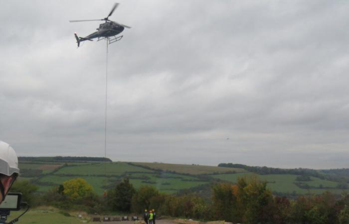 operazione ad alta quota con un elicottero a Château-Gaillard