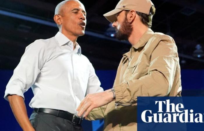 “C'è già del vomito sul mio maglione!” Barack Obama rappa Lose Yourself di Eminem al raduno di Detroit | Musica