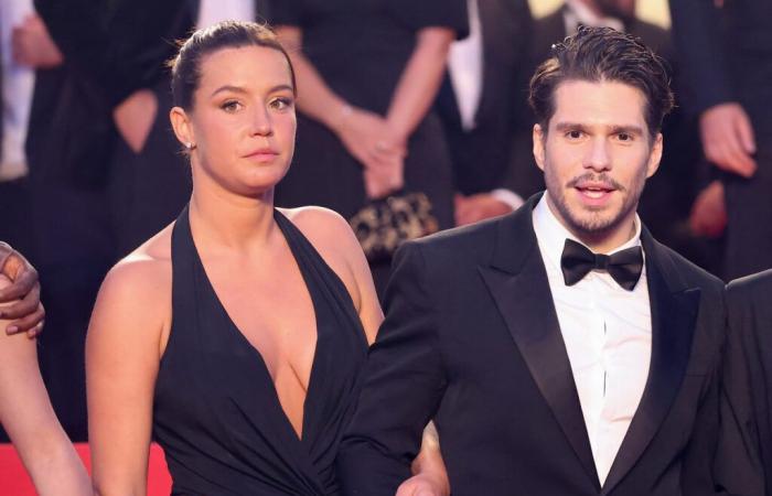 Adèle Exarchopoulos e François Civil in coppia: “un po’ di panico…”, l’attore sorpreso da una domanda intima