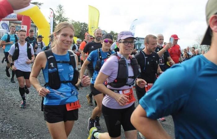 Un migliaio di sportivi partecipano al Trail des Roches-de-Ham, a Brectouville nella Manica