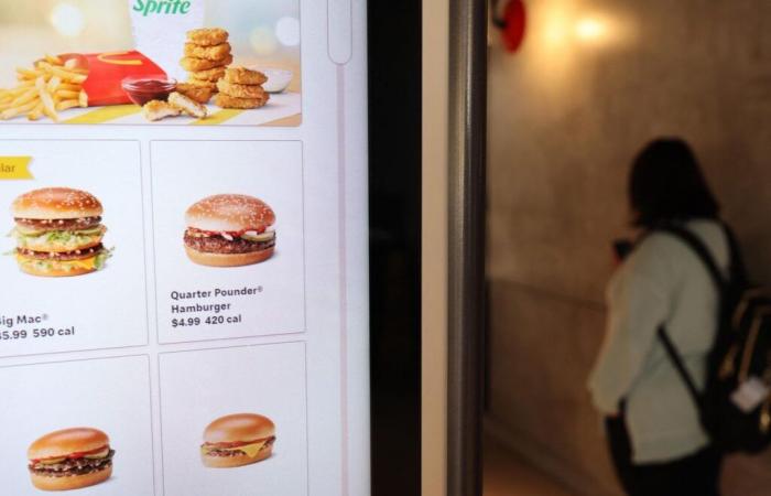 Stati Uniti: dopo la contaminazione, McDonald’s rivende i suoi hamburger