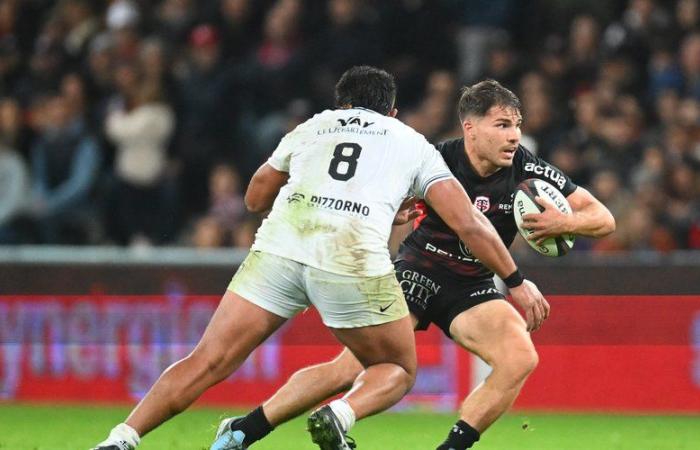 Top 14 – Antoine Dupont sulla sua versatilità nell'apertura: “È bello poter cambiare un po' e giocare con Paul (Graou)”