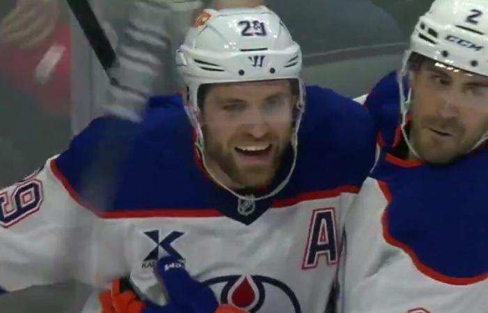 Leon Draisaitl riceve le Ali per la sua festa