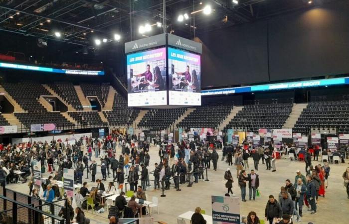 Île-de-France: dopo le Olimpiadi, 25.000 offerte di lavoro saranno raccolte in un grande forum allo Stade de France