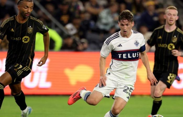 Denis Bouanga segna l'ottavo gol nei playoff mentre la LAFC è in testa ai Whitecaps in Gara 1