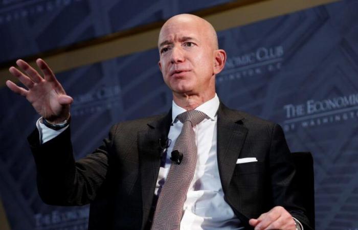 Jeff Bezos sospettato di aver impedito al Washington Post di sostenere Kamala Harris