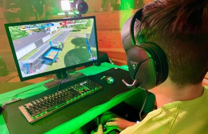 I giovani Corrézien vincono la French Farming Simulator Cup per l'educazione agricola