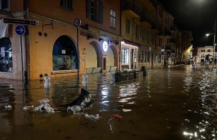 Più di 600 persone bloccate, ponte crollato, inondazioni… Immagini di forte maltempo nel Var