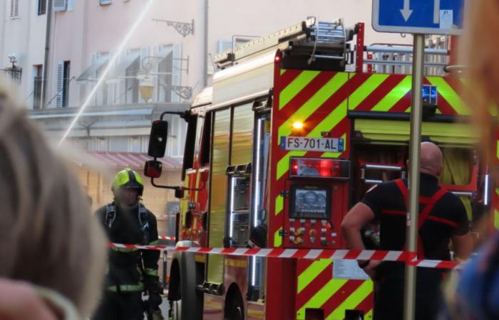 Incendio nel centro storico di Annecy: una persona trovata morta tra le macerie