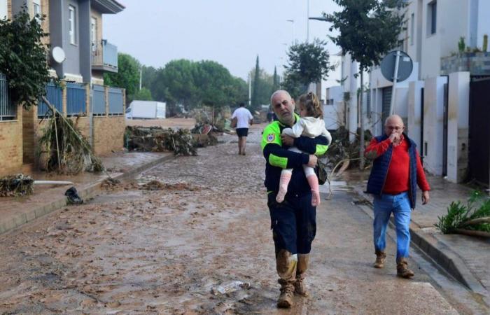 a Paiporta, vicino a Valencia, “decine di persone hanno salvato la vita”