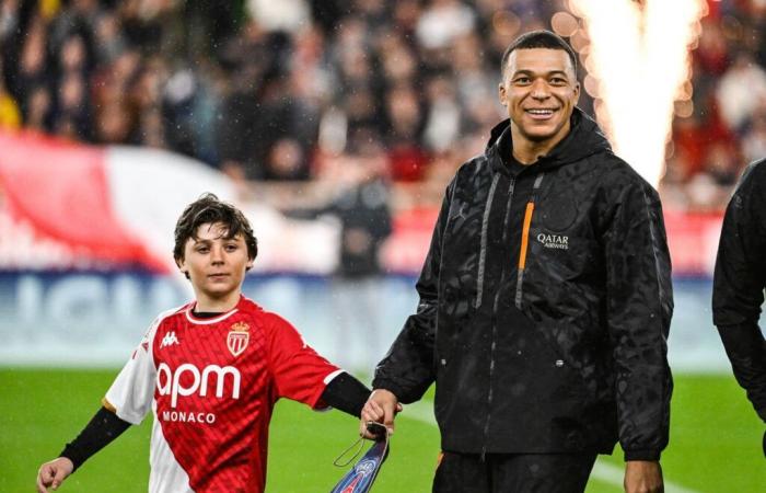 Cambio di club per Mbappé, previsto l'incredibile ritorno!