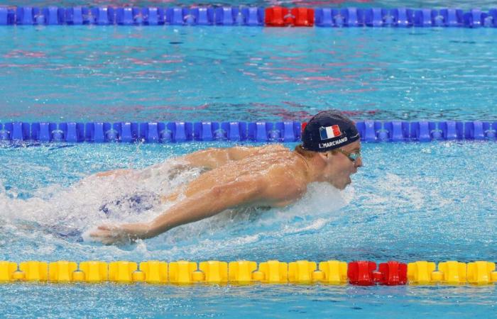 Léon Marchand infrange il record del mondo nei 200 metri misti