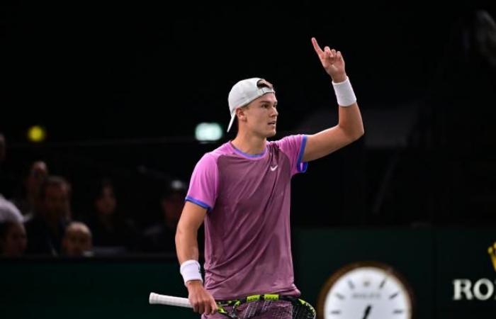 Holger Rune si unisce ad Alexander Zverev nelle semifinali del Rolex Paris Masters