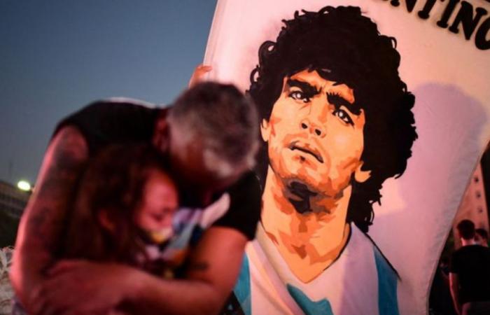 i ragazzi di Maradona presentano il futuro “memorial” di Diego che aprirà nel 2025